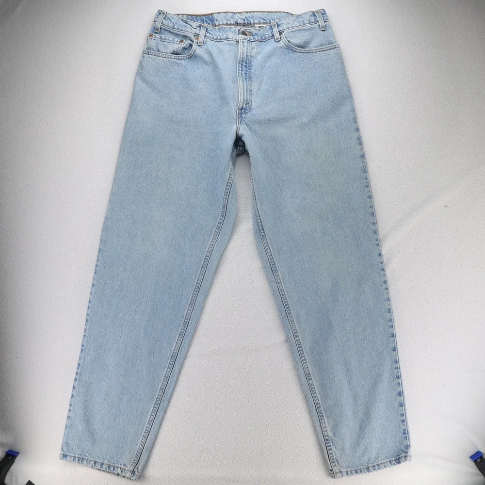 Levis 560 Comfort Fit Tapered Leg Jeans Mens 38x34 Light Wash Blue Vintage USA‎